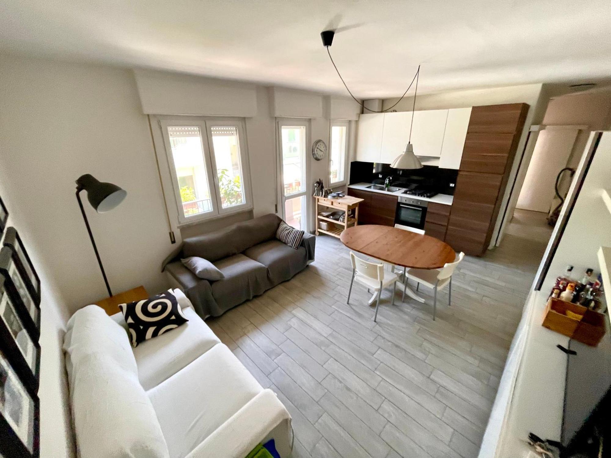 Appartamento Moderno Sul Mare Marina di Massa Zewnętrze zdjęcie